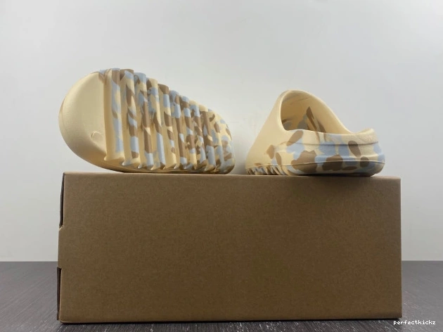 Slide Yeezy GW1932 Adidas 0813